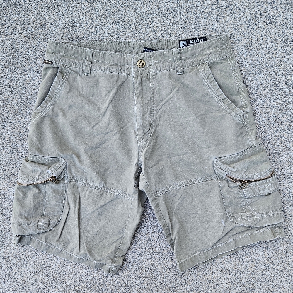 Vintage Kuhl Ambush Faded Green Patina Dye Cargo Shorts Hiking Mens Size 32